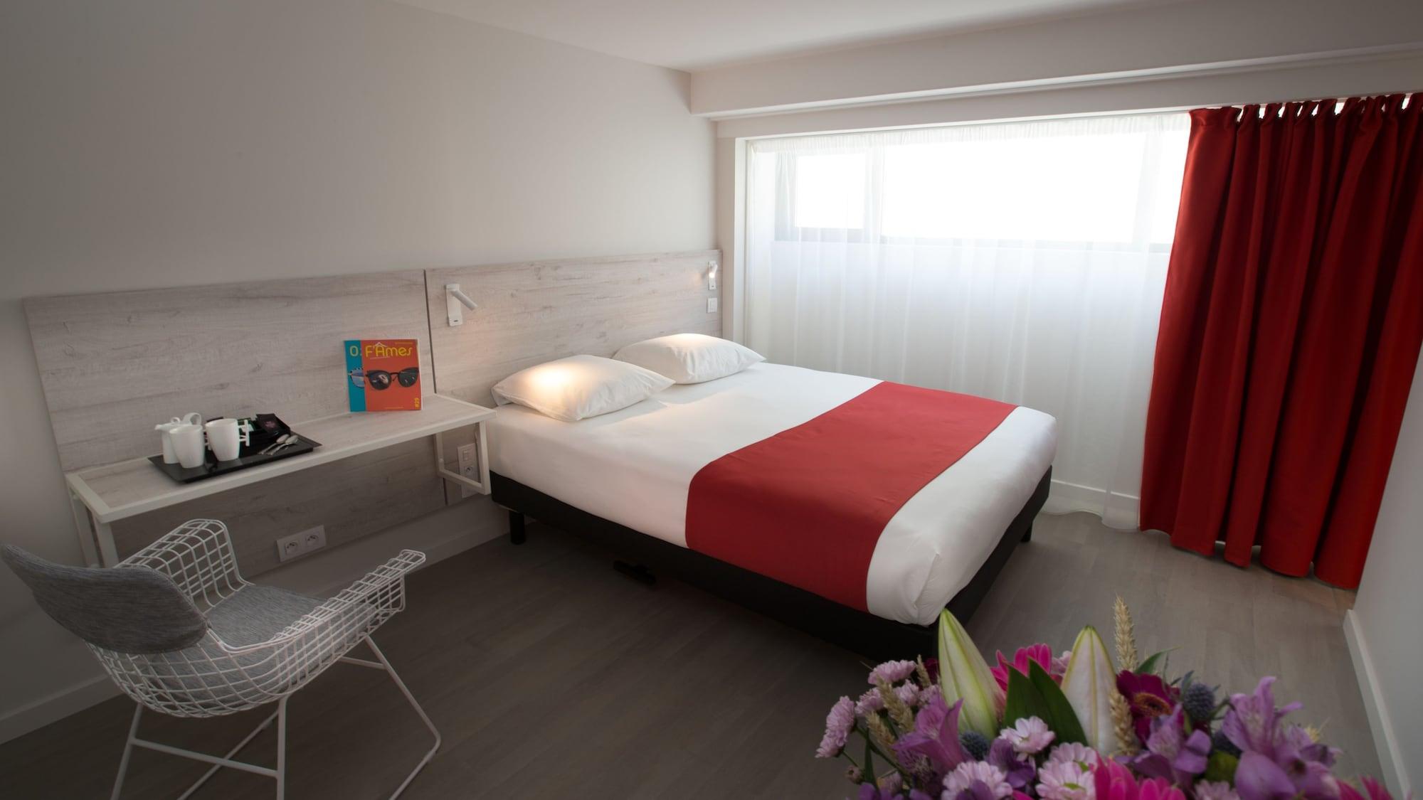 Hotel La Fabrique Ла Рошел Екстериор снимка